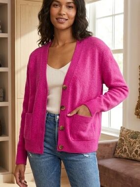 Vince Camuto Pink Cardigan Sweater V Neck Button Front Cropped Knit M